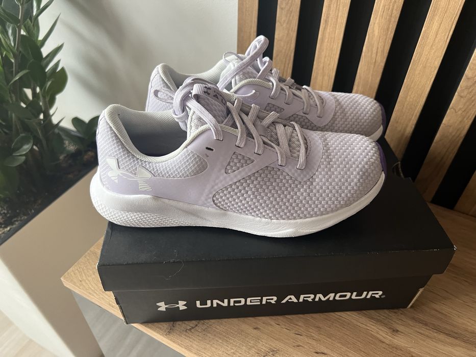 Under armour в отлично състояние 38