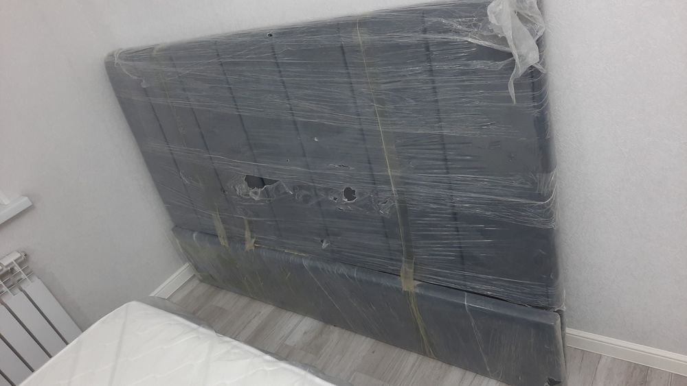 Продам кровать новый в упаковке.