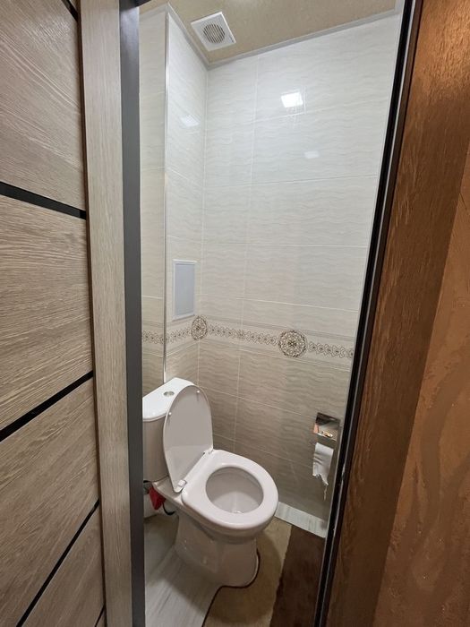 Чирчик шахар 10мик 2хонали уй сотилади