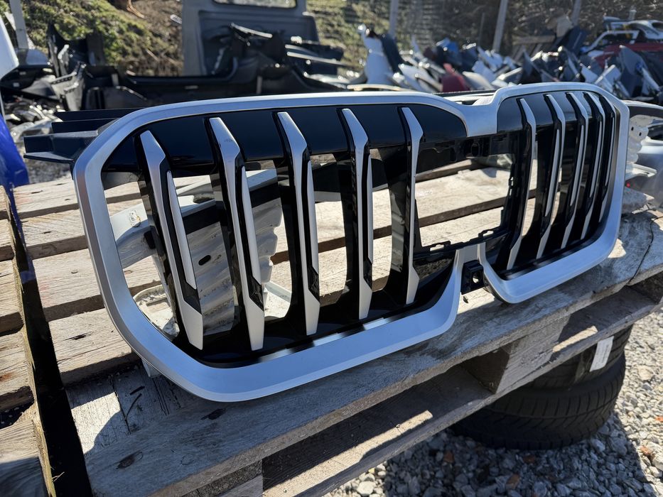 Решетка BMW X1 U11 U12