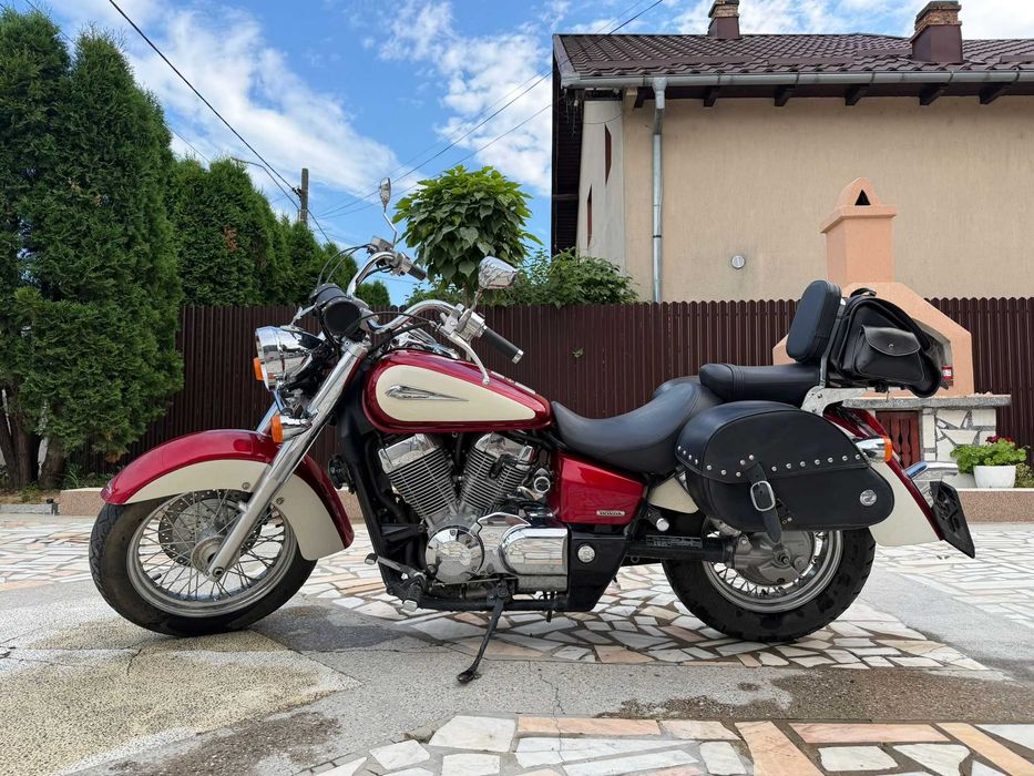 honda shadow 750 (VT750C)