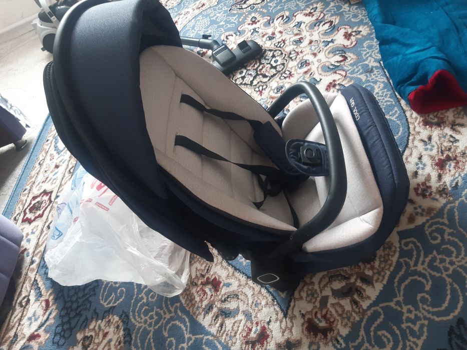 Продам автокоесло