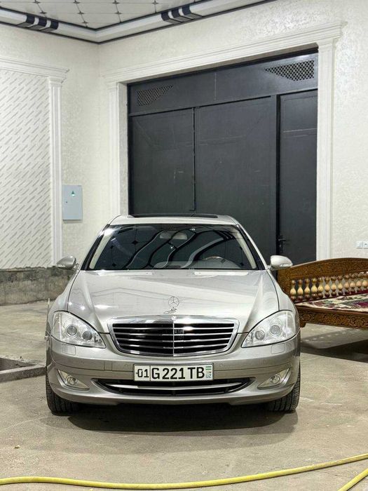 Mercedes 221 Sotiladi