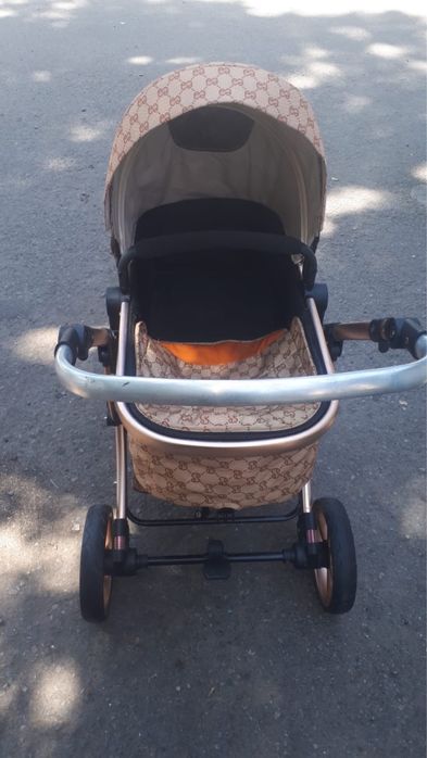 Продам коляску