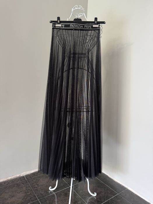 Плисирана тюлена пола Patrizia Pepe