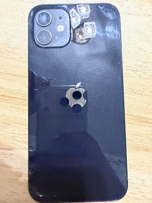 Продам iPhone 12, 64 гб