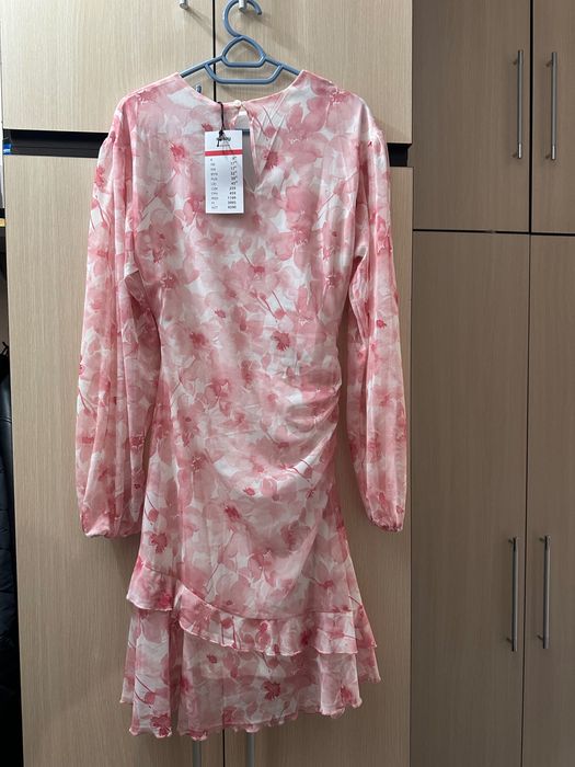 Рокля Sinsay - нова с етикет