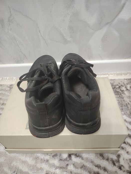 Кроссовки мужские