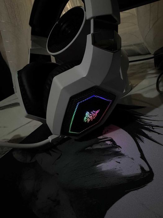 Геймърски безжични слушалки onikuma