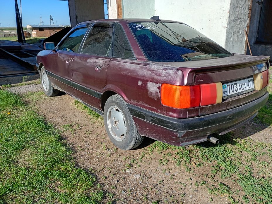 Продам Ауди 80 б3