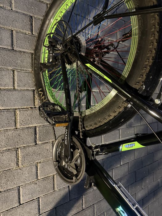 Велосипед BONVI, почти новый, 2 амортизатора, широкие шины