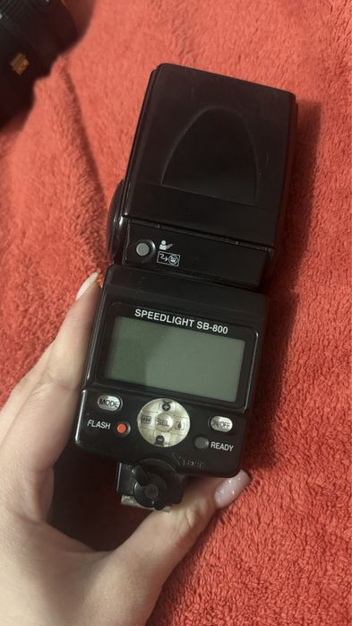 вспышка Nikon Speedlight SB-800