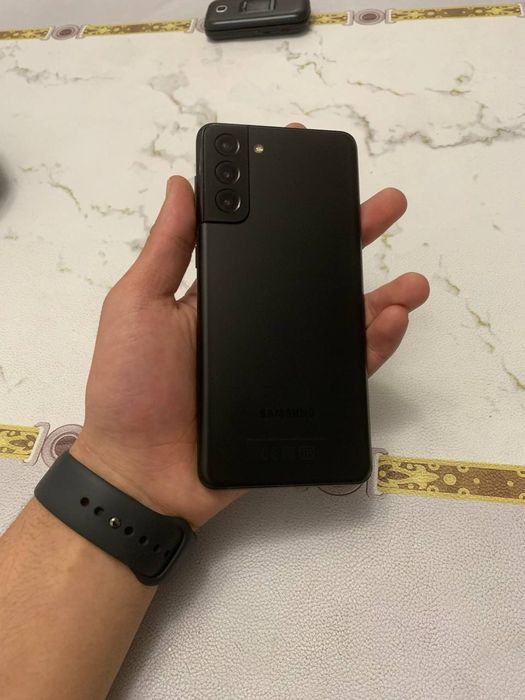 Samsung s21+5g xolati idial karopka dakiment bor