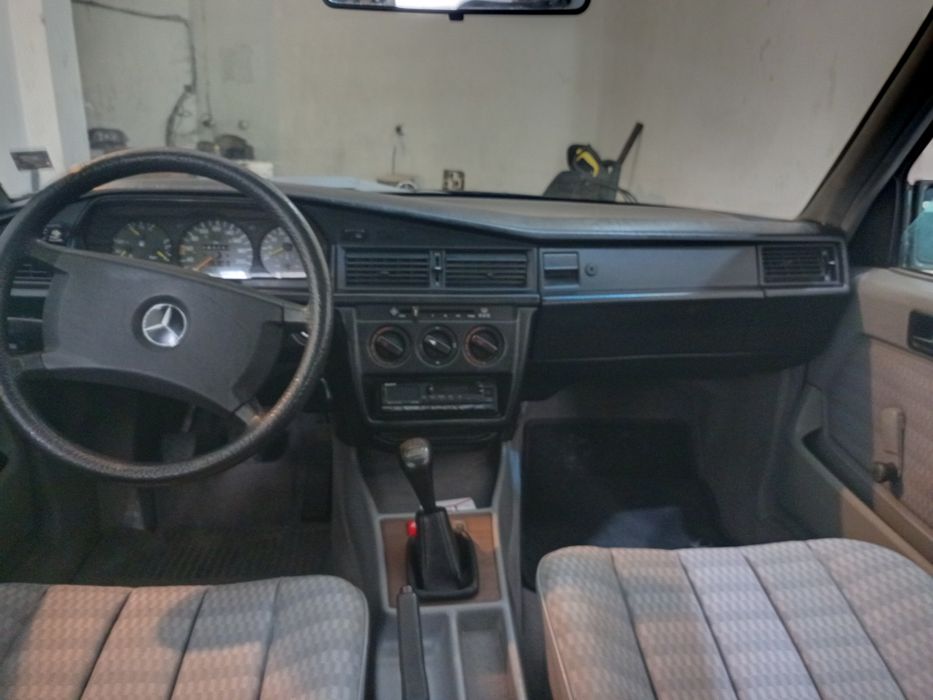 Мерцедес E190 W201