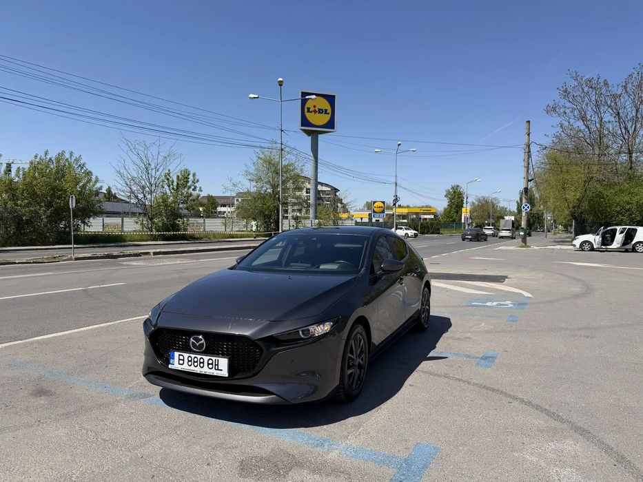 Mazda 3 Mazda 3 HatchBack Skyactive-G 2.0 122CP, manuala