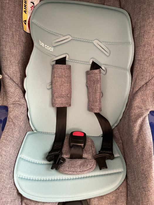 Бебешки стол за кола