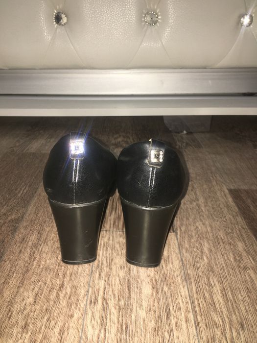 Продам туфли женские б/у