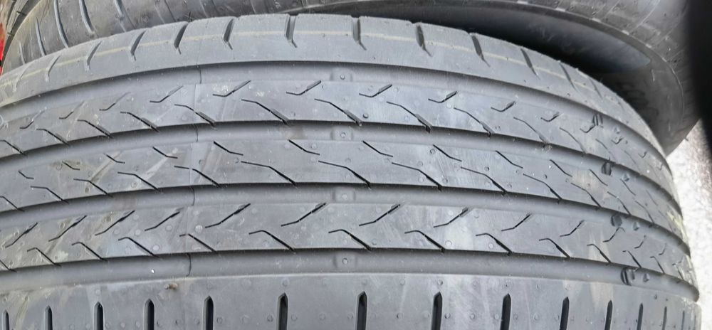 Чисто Нови 215 60 17 Continental/ Brigestone