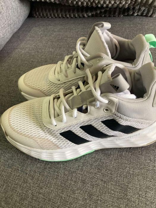 Адидас маратонки оригинални