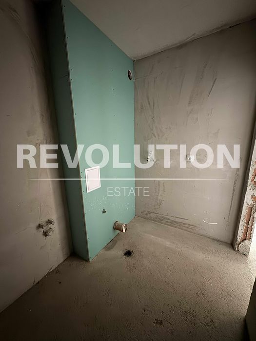 Продава се Двустаен апартамент в Пловдив, Южен - 76 кв.м за 1439 €/кв.м - Снимка #5