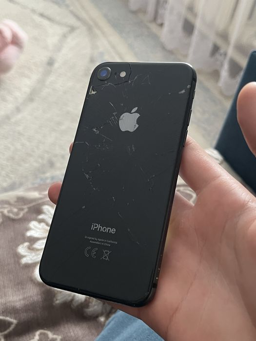 Айфон 8, 64GB…..