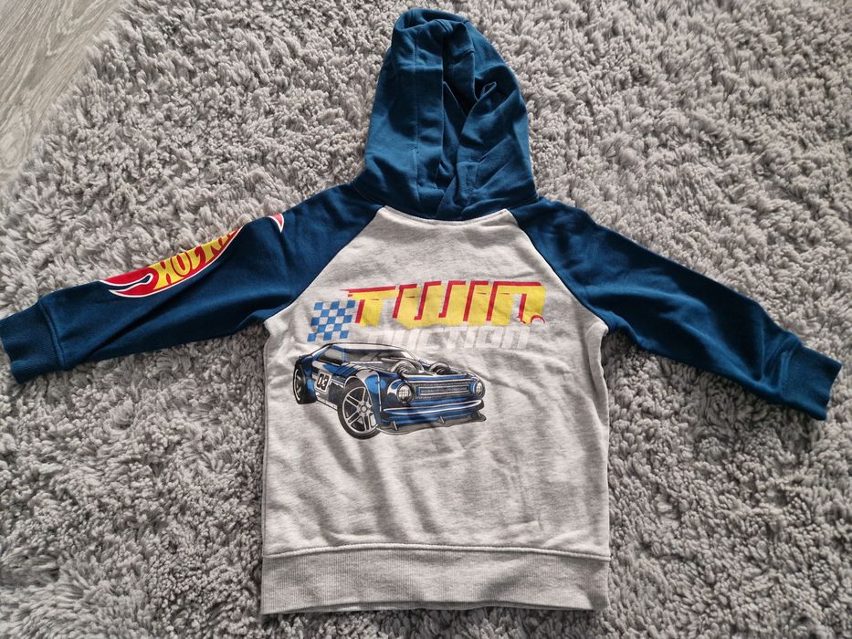 Lot bluze marimea 104 cm