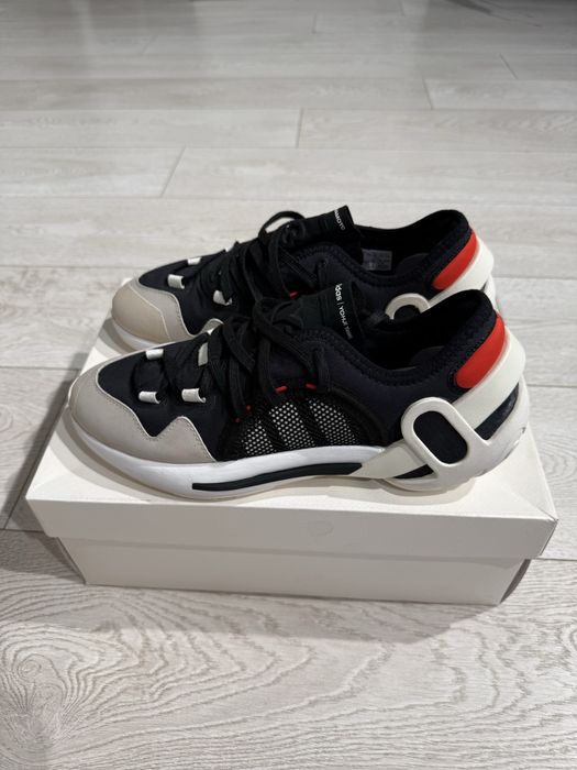 Adidas y 3 idoso