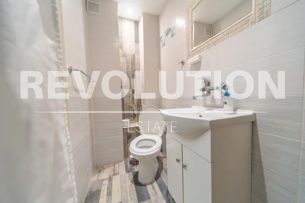 Дава се под наем Едностаен апартамент в Варна, Център - 40 кв.м за 618.12 € - Снимка #6