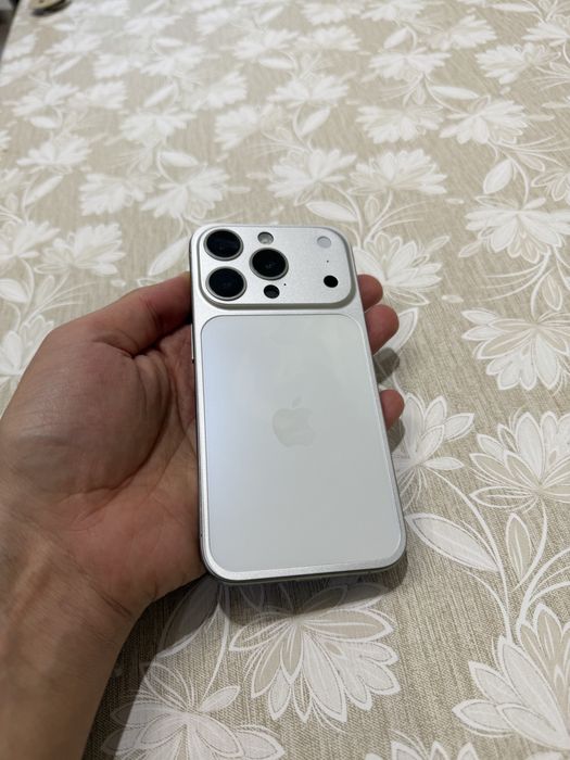 iPhone 15 Pro 256gb 2sim Natural