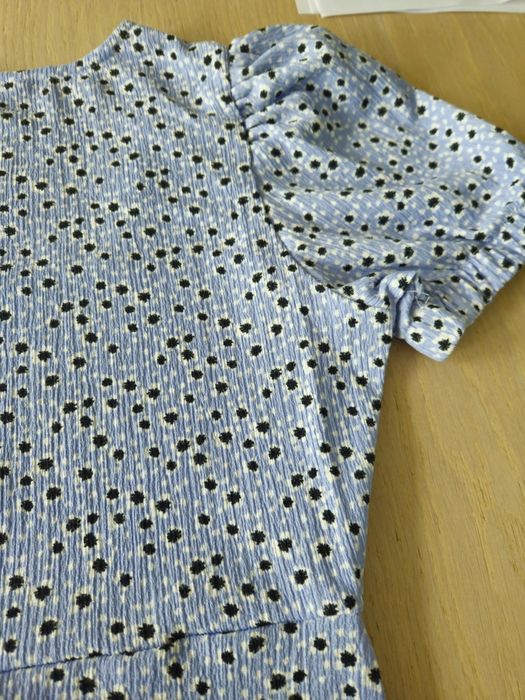 Rochie cu volane
