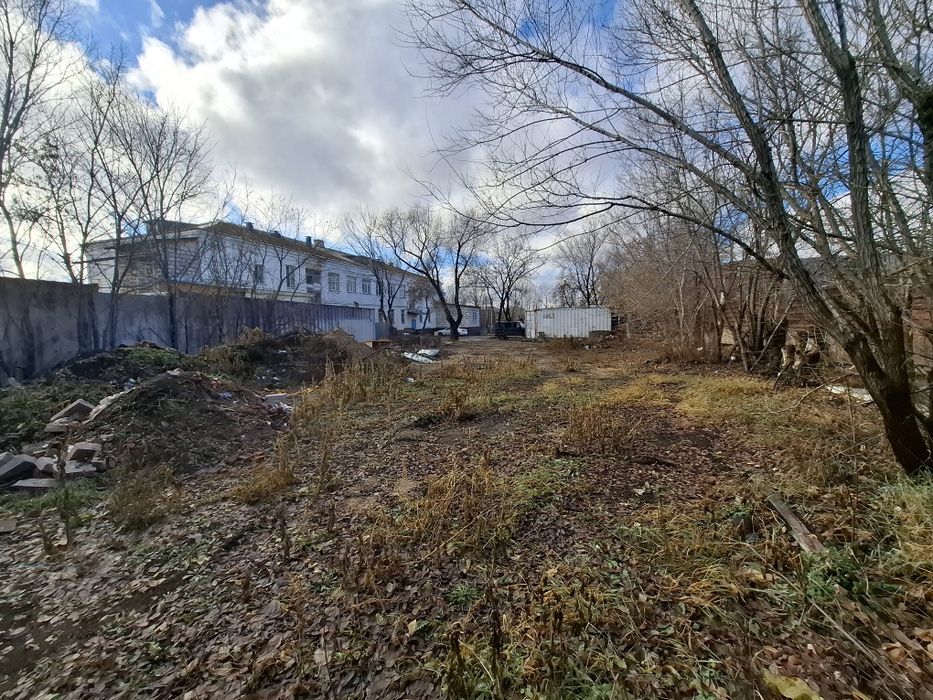 Земельный участок в городе