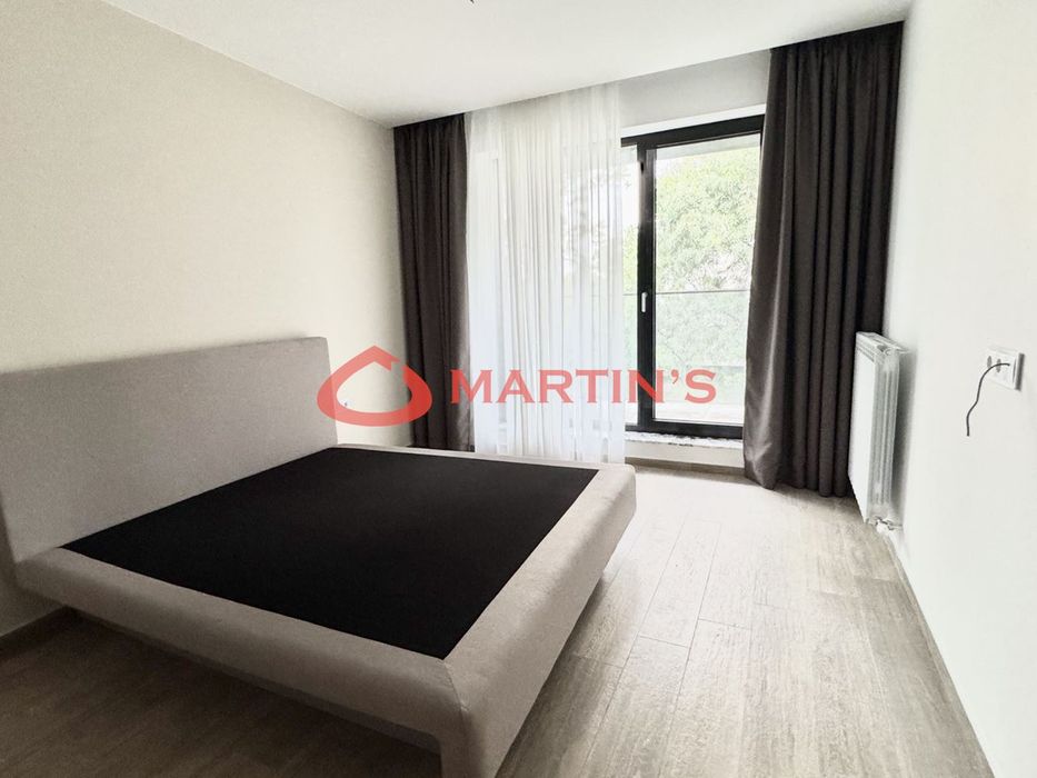 4-стаен в София-Оборище площ 185 цена 2000