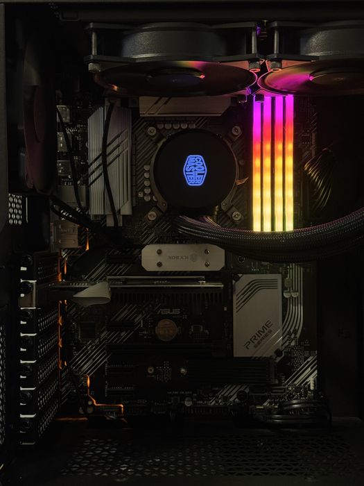 Workstation PC: i9-10900KF | 64GB RAM | 4TB NVMe + 2TB SSD | Corsair