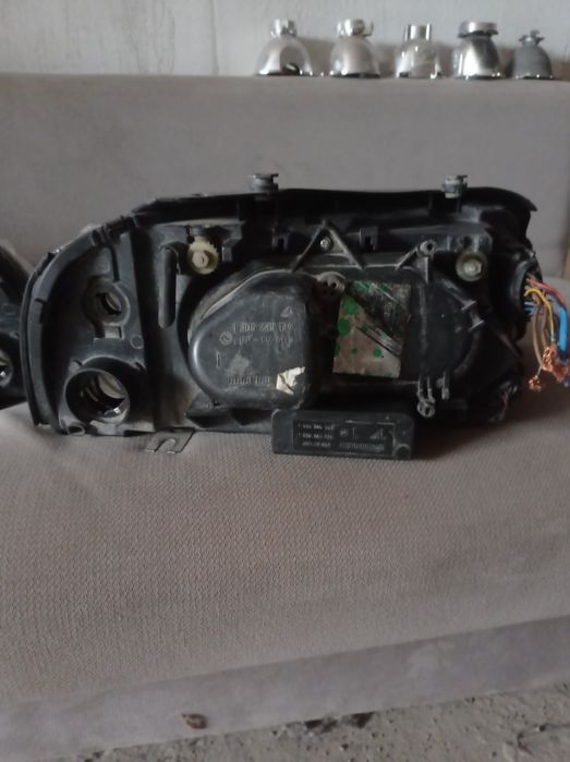 Продам фары VW Sharan