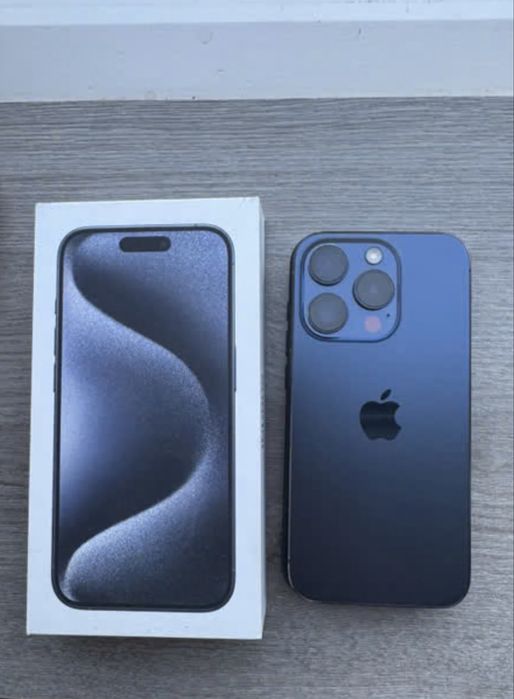 Iphone 15 pro blue titanium
