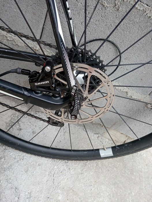 Bicicleta Focus 1x11 Sram
