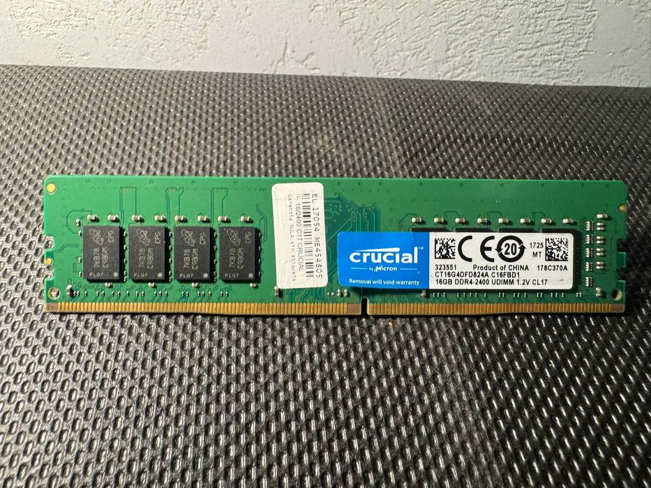 DDR4 16GB 2400MHz Crucial by Micron Memorie RAM Desktop PC UDIMM