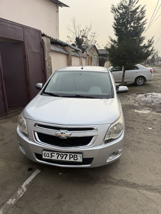 Срочно продам свой кобальт 2015 в отличном состоянии