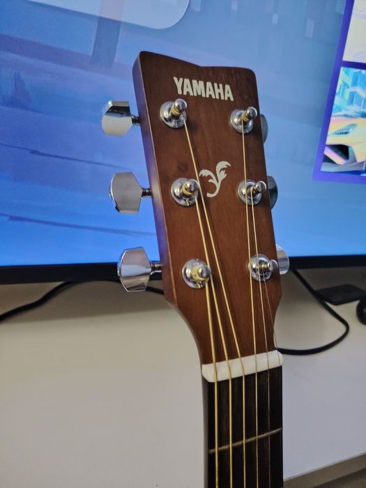 гитара Yamaha F-310