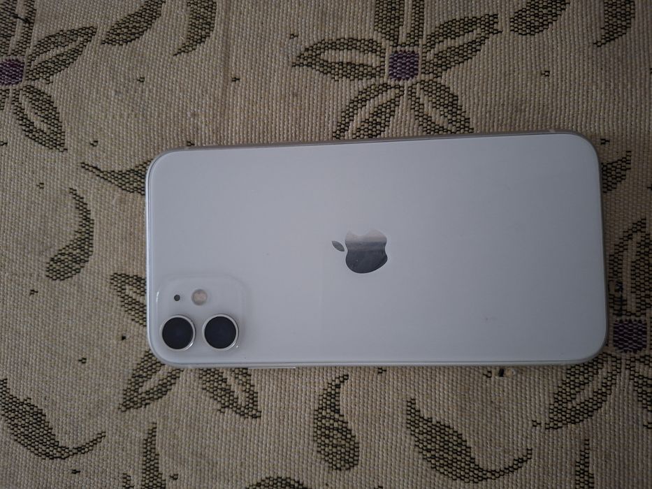 Продас Айфон11 64 гигов