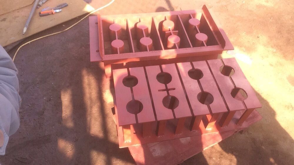 Матрица для сплитерных, песко-блоков