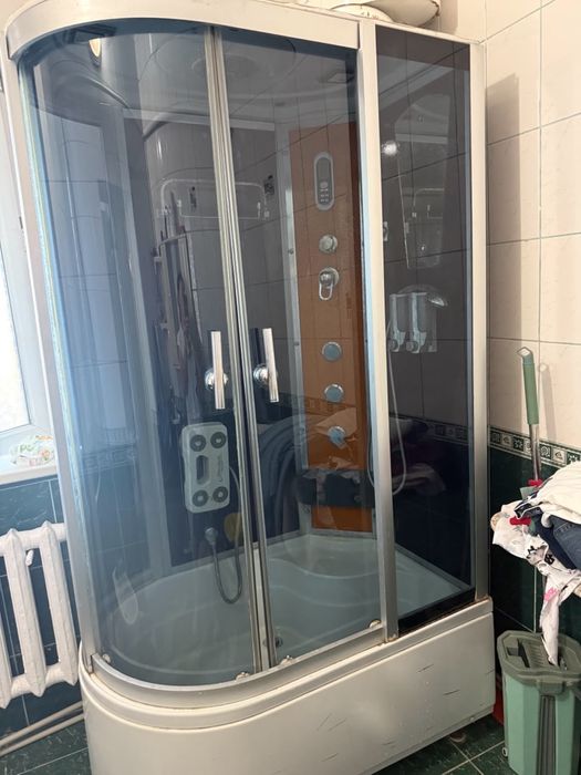 Продам душевую кабину