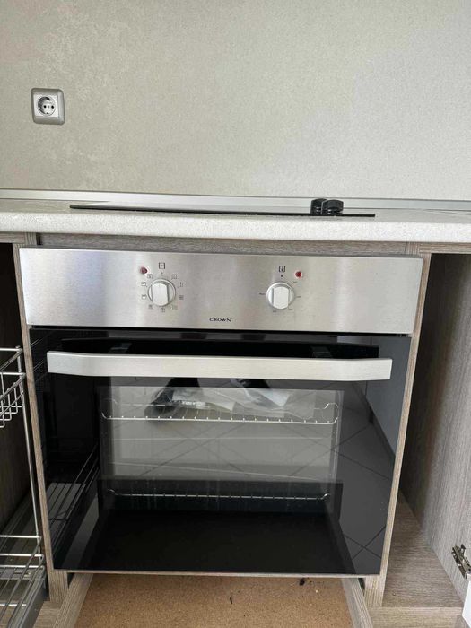 Кухня с уреди като нова !