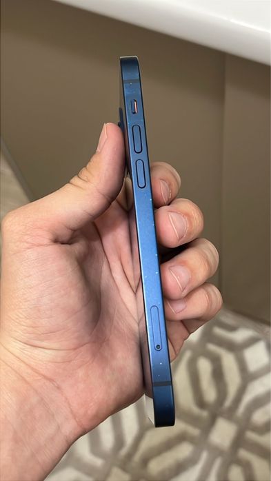 Айфон 12, 74 акамулятор