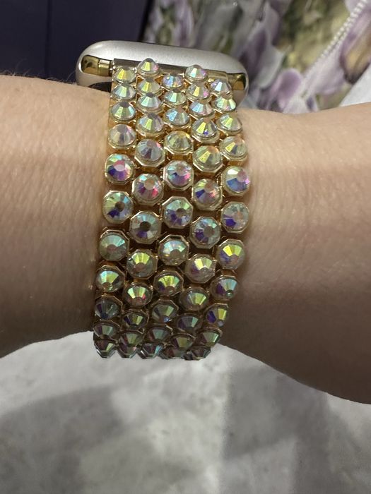 Продам браслеты  на apple watch 8. 45мм