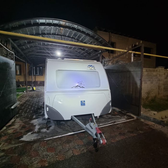 Прицеп дом на колесах 5 мест