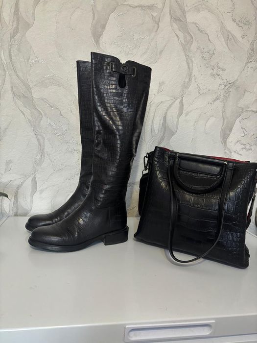 Натуральная кожа сигейка размер обуви 38, сумка кожаная общая сумма 55