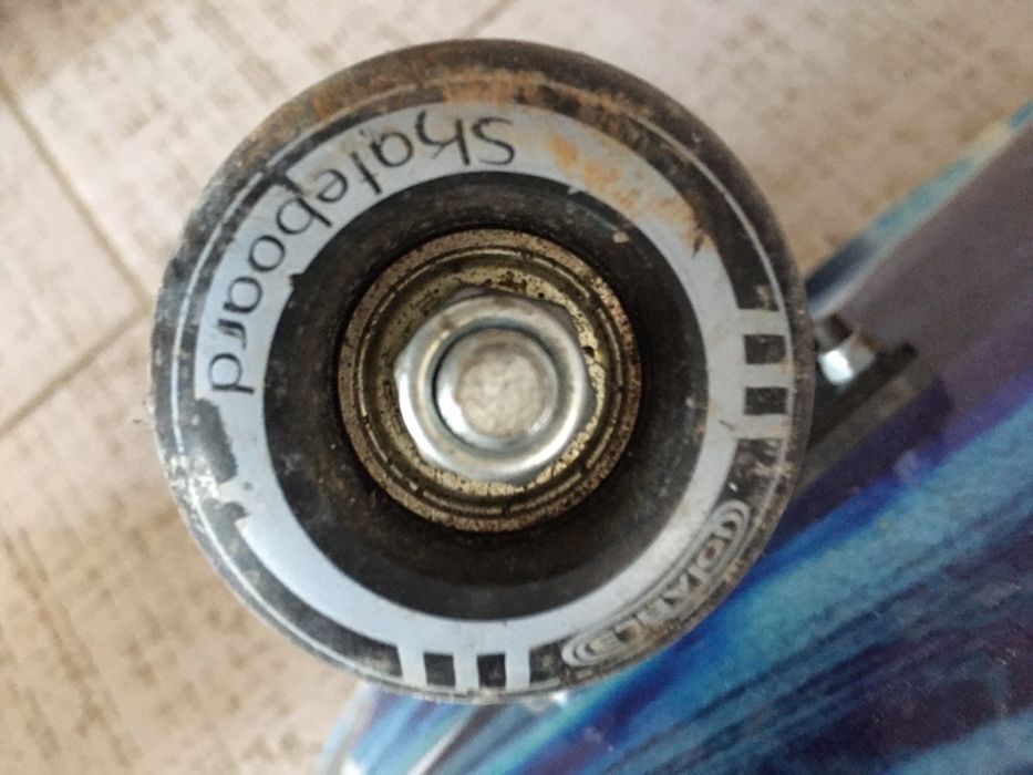 Скейтборд много запазен