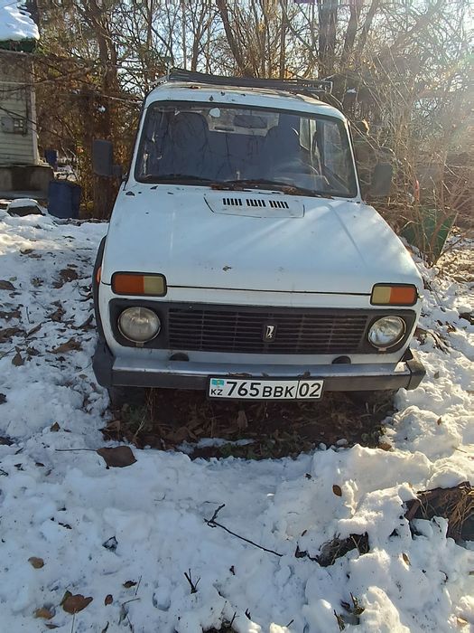 Продам ниву белую тюнинг