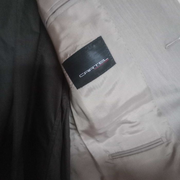 Мъжки костюм за абитуриент с официална риза